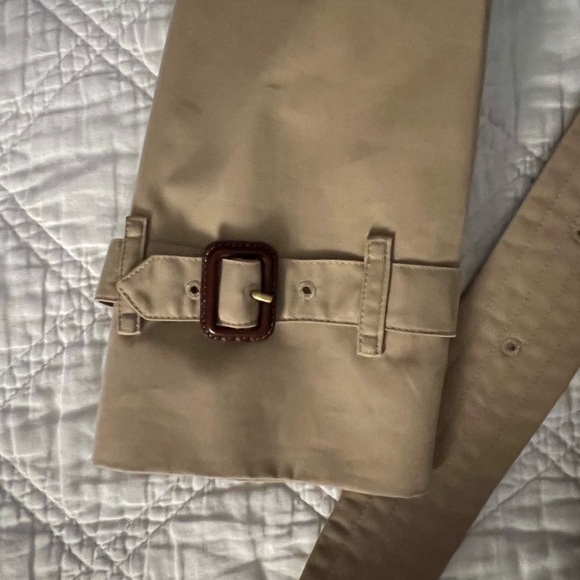 NWT Burberry Chelsea Trench in Honey - Picture 6 of 7
